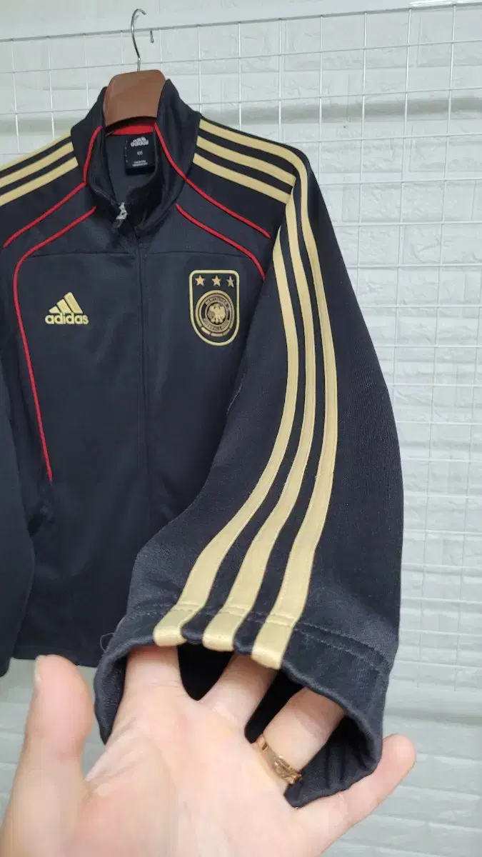 thumbnail-5